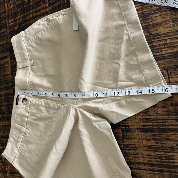 J Crew Khaki Bermuda Shorts 4​ - Picture 6 of 6
